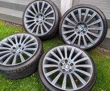 R19  5X120 genuine BMW wheels