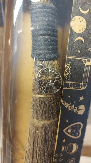 Witchy things