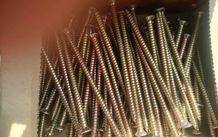 Concrete screws