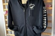 hoodie navy Hollister hoodie size medium sleeve logo