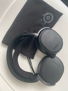 Steelseries Arctis Pro Wireless Headphones NO BASE! Gaming Playstation PS4 PS5
