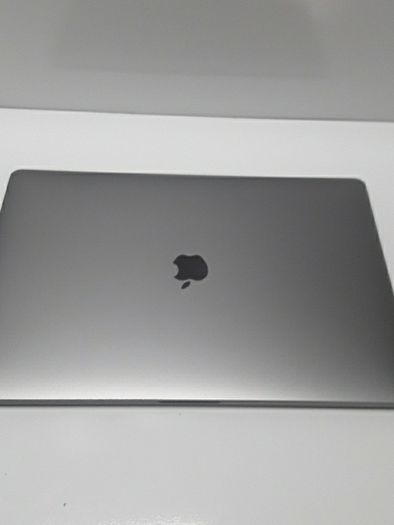 German keyboard Macbook Pro 2019 i7 16 inch 1TB