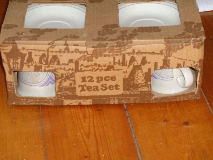 Set of Cups and Saucers for Sale