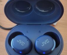 JVC wireless headphones