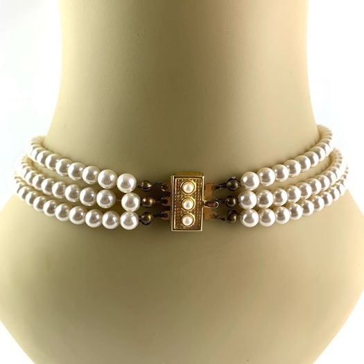 Vintage Faux Pearl Necklace