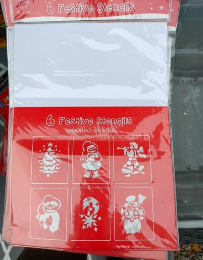 Christmas bits and pieces