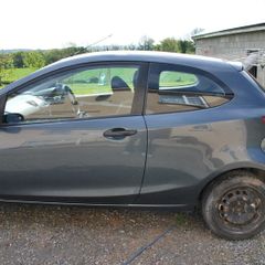 Mazda2 1.3 breaking