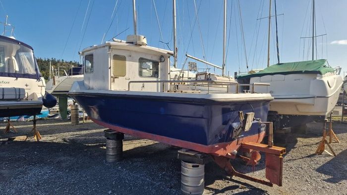 Angling boat
