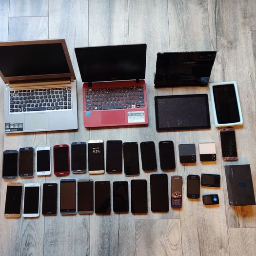 Phones tablets laptops parts or fix only