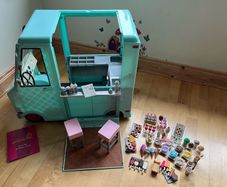 our generation ice cream truck / dolls / dog and accessories