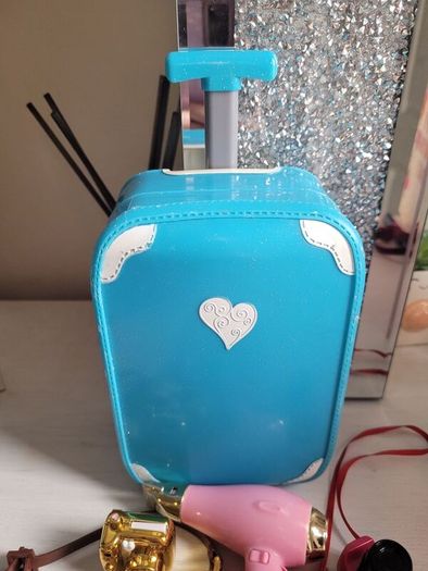 our generation suitcase with accessories