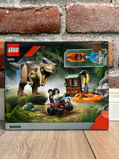 Lego Jurassic World 76975 T-Rex River Escape Brand New Sealed