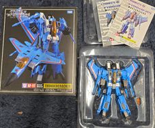 Transformers masterpiece mp11t thundercracker