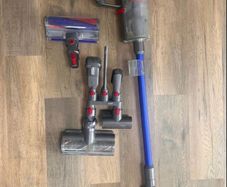 Dyson V11 Advanced Bundle