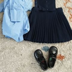 Free uniform dress (5-6)