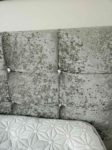 King Size Silver Diamond Divan Bed