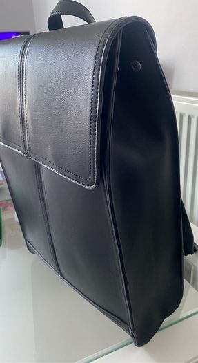 Black Leather Style Satchel/Bag