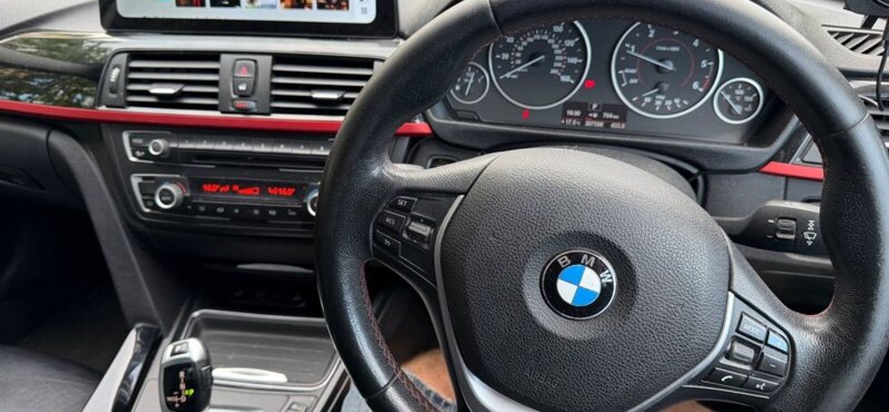 BMW 3-Series 2012