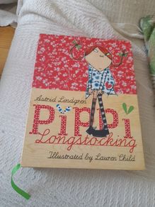 Book Pippi Longstocking illustrated by Lauren Child