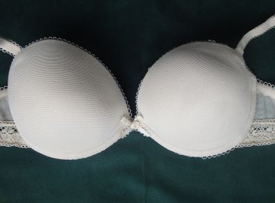 Wonderbra Bra. Strapless Push-Up