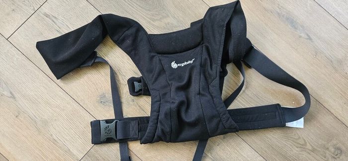 Ergobaby Embrace