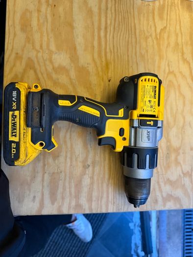DeWalt Cordless Drill DCD996