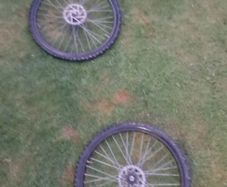 bike wheels 26 inch with disk break attached and rail for wheel