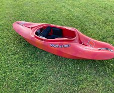 Wave Sport EZ Kayak Retro Whitewater Kayak Playboat Riverrunner