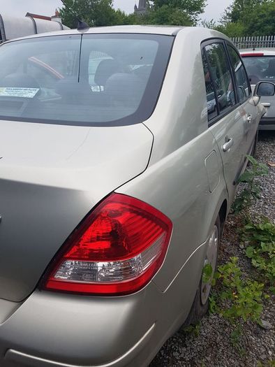 Nissan tiida 08 1.6