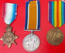 Ww1 1914 Trio Of  Medals And Photo Of J.Smith R.F.A. and his Sweetheart