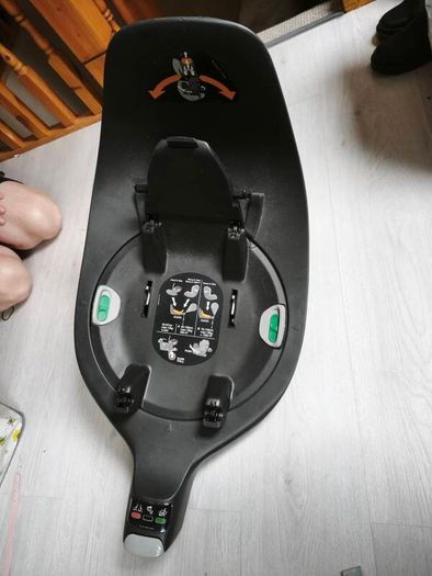 cybex platinum carseat with isofix and uppababy connectors