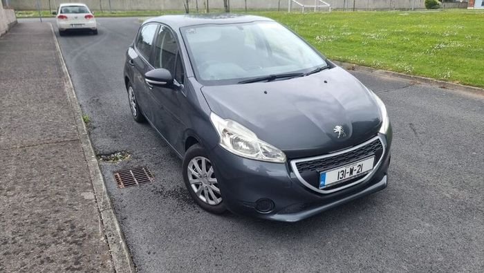 Peugeot 208 2013