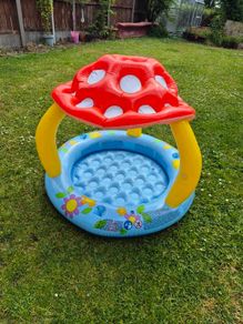Kids pool