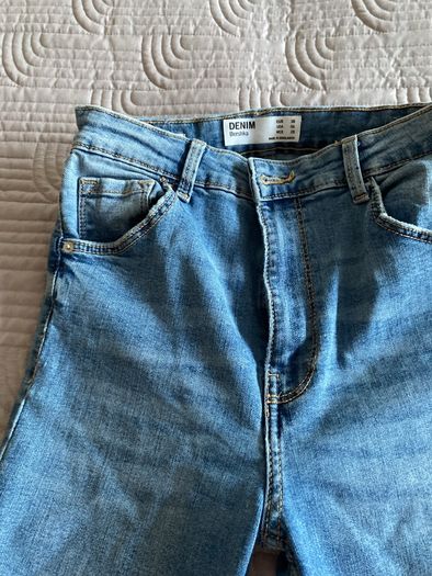 Bershka - Skinnies High Rise - Size 38 UK