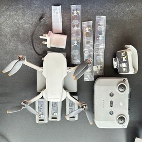 Dji Combo mini 2 (3 Batteries)