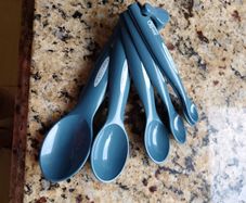 measuring spoons