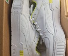women trainers puma