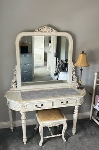 Vanity Table and Chair with Mirror