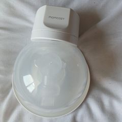 Momcozy breast pump