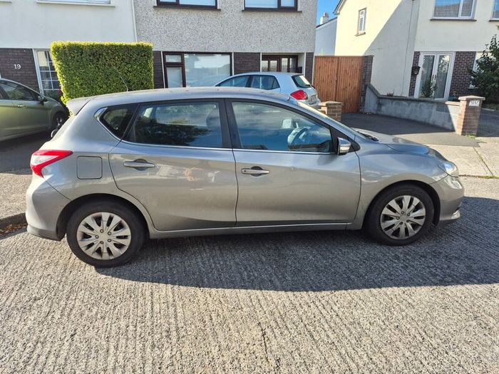 Nissan Pulsar 2015