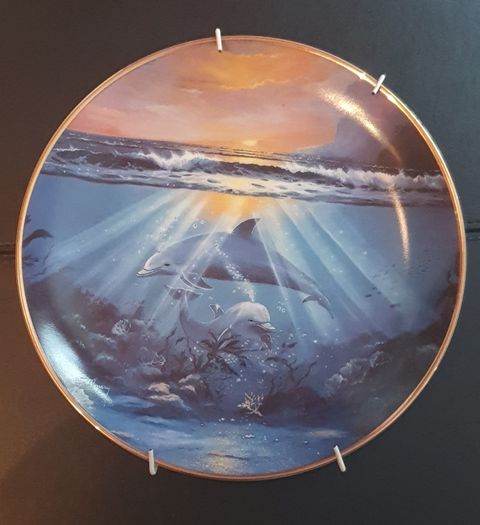Franklin Mint Limited Edition Fine Porcelain Decorative Plate