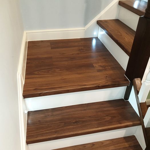 Laminate flooring service