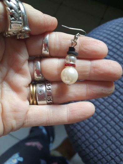 snowman pearl earrings