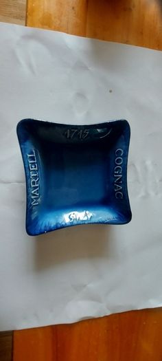 Martell cognac ashtray, lovely advertising piece,,for any collectors ashtray collection,with smoking bans ,,going up in value,price includes post to anywhere in Ireland, sold as is, see pictures