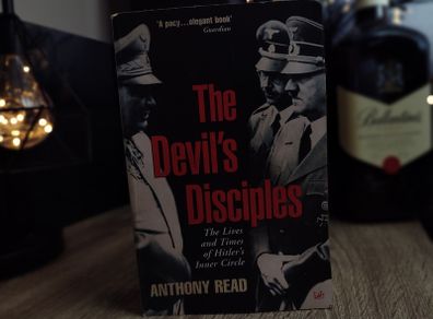 The Devil's Disciples ! by Anthony Read ! WW2 Interest ! World War II ! 2004 ! by Pimlico !