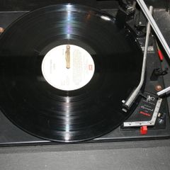 Vintage Bush SRP 52 Portable Record Player 1960s Garrard Turntable Vintage works well