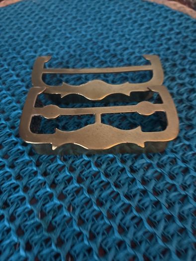 antique  brass trivets