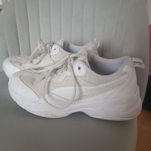 Puma White Runners size 6