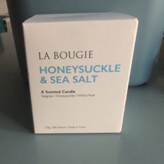 Pair of La Bougie "Honeysuckle & Sea Salt" Candles (220g - Brand New)
