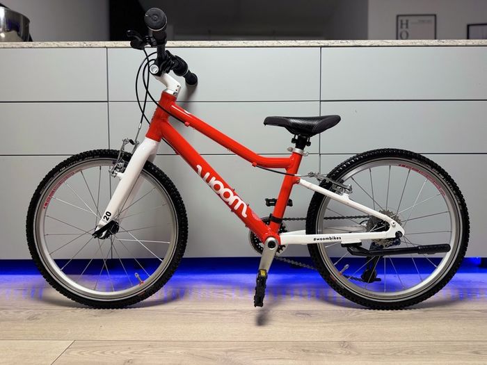 WOOM 4 Kids Bike 20 inch Bike (Like NEW)